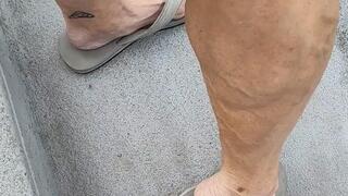 In flipflops on steps