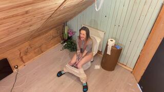 No cuts, LOUD, FREQUENT splashes wmv