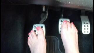 Mes merveilleux pieds et somptueuses jambes !!!............My wonderful feet and magnificent legs!!!! 720P