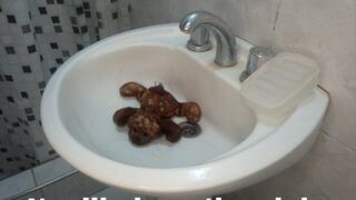 It will clean the sink.