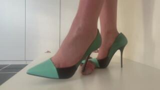 Lady Latisha - Diego Dolcini Stilettos - Trampling & Pissing Shoejob - POV