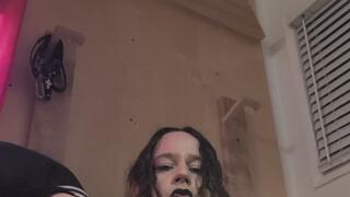 jilling off, moaning, and putting my buttplug in!