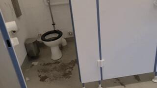 Oeffentliches Damenklo 3