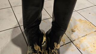 Princess play with food and her leather boots