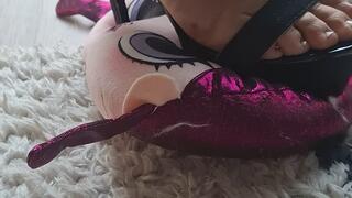 Sans pitié sous mes talons