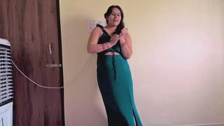 Hot lady sucking dick riding on dick talk dirty