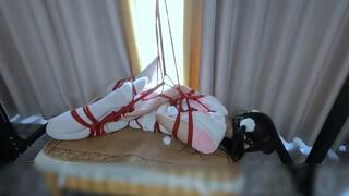 hui29-The girl in white stockings in hogtied bondage