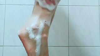 Afterwork Shower for me and my Feet