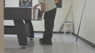 Poor billiards assistant coach