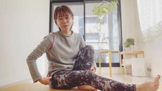 ASIAN FEET STRETCHES