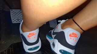 Nike Gym Trip Peelout (Rear View)