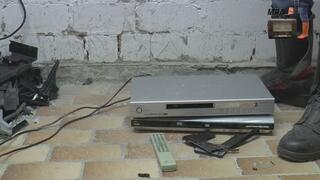 DVD Player folding