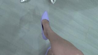 two person lapsitting and toe tapping POV 8Lc