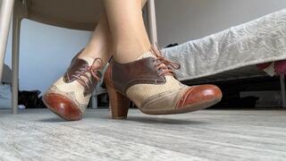 Sweaty pantyhose feet!