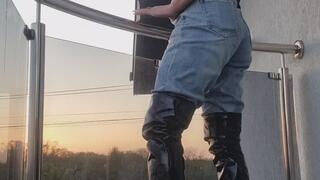 Smoke Addiction – Jeans & Leather Boots Goddess Can’t Stop Smoking (Hooked & Craving Control