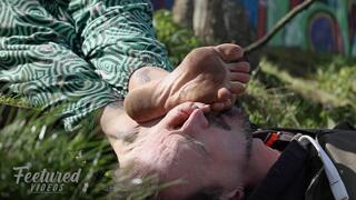 I love resting my dirty feet on your face in the park (Full HD 1080p MP4)