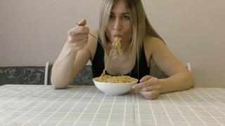 I was so hungry, I ate a double portion MP4 FULL HD 1080p