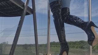 PUBLIC DIAPER FARTS – Trapped Farts Explodes Through My Jeans on the Hotel Balcony