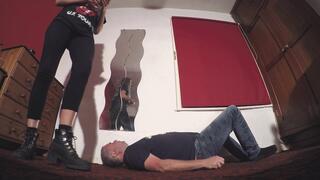 Sophie's Trample Boots FLOOR CAM (UHD)