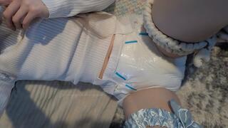 Wetting my diaper and being a lil goofy