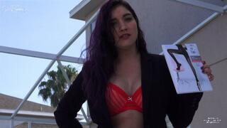 Sarah D's Pantyhose Review