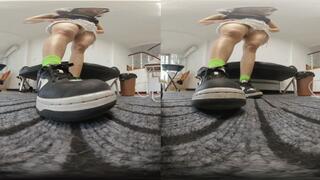 3DVR180 ERER Nike sports shoes and socks trample on you