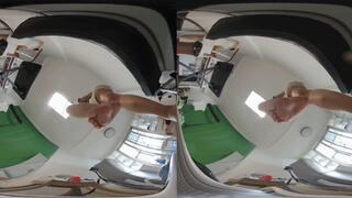 3DVR180 ERER POV crush a few inches deep you
