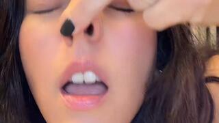 Pig nose with 15+ sneezes