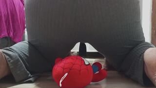 Mi cola gigante encima de ti. Tiny POV