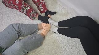 Have fun with our foot games