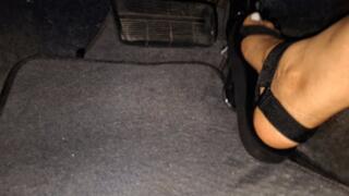 Walking Sandal Dry Pumping (Pedalpuming) (Rear View)
