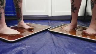 Rusty Sage and Lilith Doll Foot Spa Treatment Gone Wrong