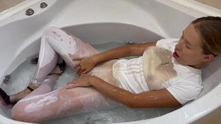 Oil and Water! I Change Outfits and Undress Completely!