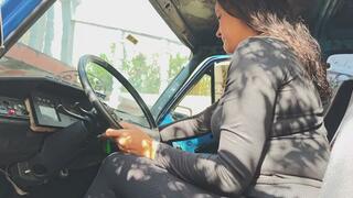 White Socks Pedal Pumping: Stubborn Car Won't Start!