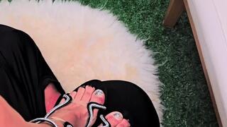 Mistress Ju Leah Crushing Her Devoted Foot Slave – Feet, Heels & Sharp Nails