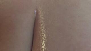 Close-up Oiled Clevage JOI