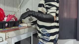 leather glovesx housewife