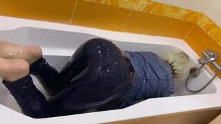 Skinny Jeans and Denim Jacket in Slime!