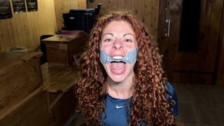 Lola’s gag escape challenge
