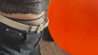 valeri deflating 2 yogaballs