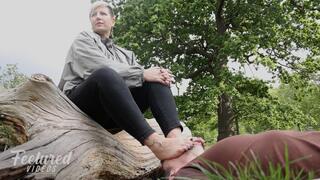 Your face is my park footstool (Full HD 1080p MP4)