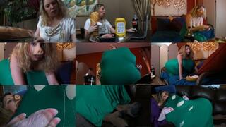 Greedy Office Worker Becomes a Spotted Pig