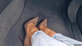 Across the highway in dirty tights HD mp4 1920x1080