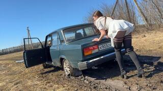 CAR STUCK Dirty adventures of two girlfriends