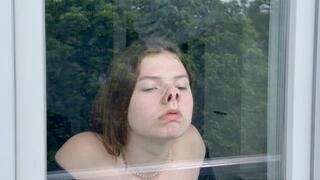 Lisa slides her face against the glass, cute piggy nose (custom video)