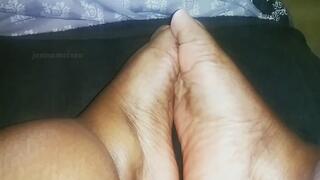 The Fat Baddie | Fein for Fat Feet