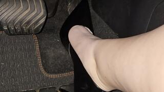Quick drive in my black heels in my altima
