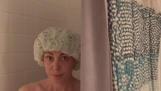 SluttySarah's Shower Peeping Tom (Voyeur, Pervert, Neighbor, Shower, Window) Solo 4k