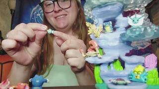 Giantess Squirtle Squishes Tinies With Her Boobs