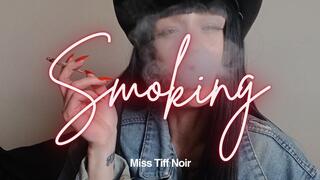 This cowgirl needs an ashtray - XXL handrolled smoking fetish